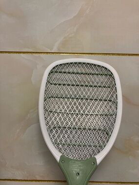 Electric Mosquito Swatter Racket - White & Olive Green
